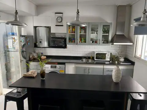 Mansilla 3500, Piso 8