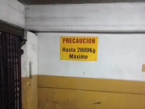 Cochera en Venta para coche mediano