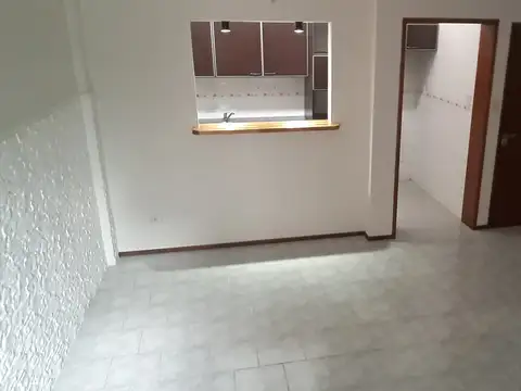 Departamento en Alquiler en San Antonio De Padua, $ 690.000