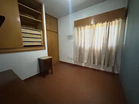VENTA CASA 4AMB 3 HAB C/PATIO - LOMAS DE ZAMORA