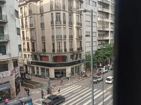 Avenida Colón 100