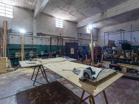 Galpon en Alquiler en Ezpeleta Oeste, USD 2.300