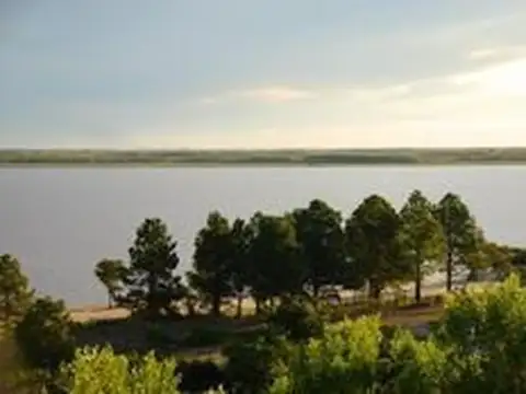 Terreno en Venta en Carmelo, USD 140.000