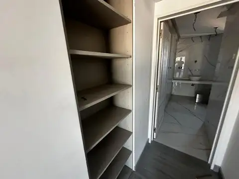 Departamento 3 ambientes con 4 baños