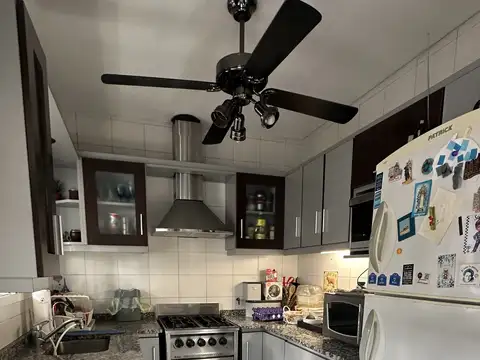 Depto Tipo Casa en Venta con 1 cocheras