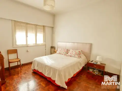 Casa en Alquiler de 2 Ambientes en Martínez con Jardín y Cochera
