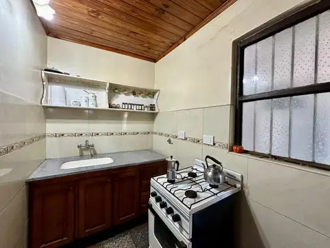 Casa 3 ambientes con 2 baños