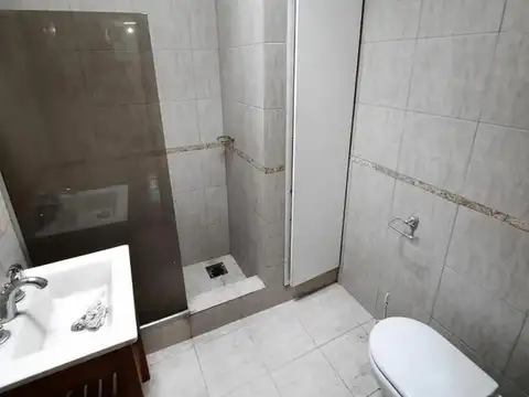 Depto Tipo Casa en Alquiler de 3 ambientes