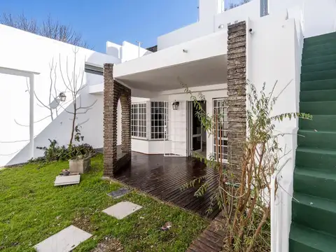 Casa en VENTA - Tres dormitorios - TIRO SUIZO, Rosario