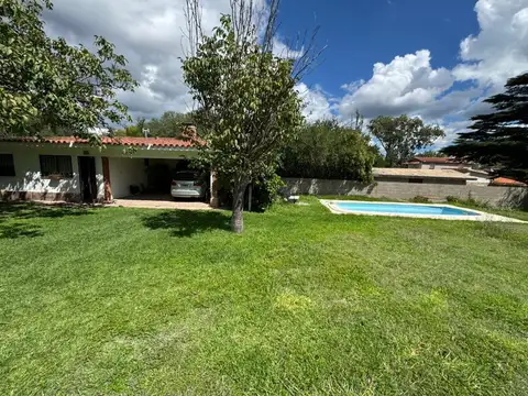 Casa 3 ambientes con 1 baño