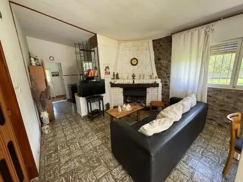 VENTA DE CASA + LOTE - CAPILLA DEL MONTE