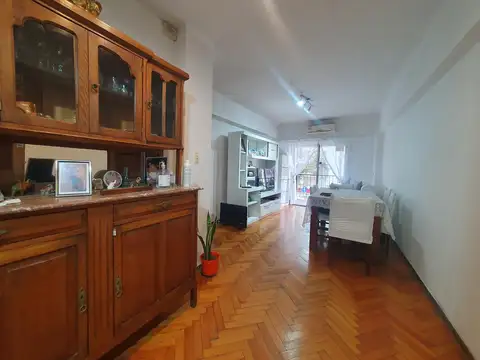 Charcas 2800  piso 1ro - 3 amb - Frente