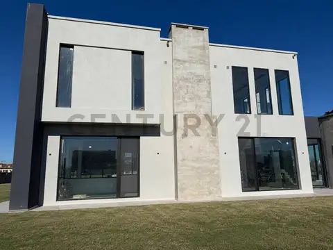 Casa en Venta de 5 dormitorios