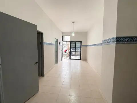 LOCAL EN VENTA GENERAL PAZ 76