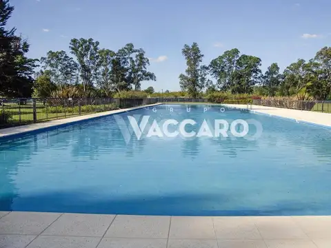Terreno en Venta en Prados del Oeste, USD 45.000
