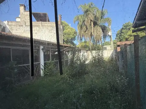 VENTA CASA TERRENO CASTELAR SUR