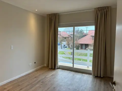 Venta chalet San Carlos