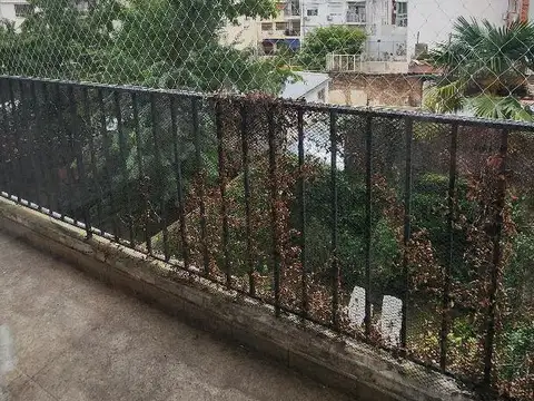 Departamento en Alquiler en Primera Junta, $ 850.000