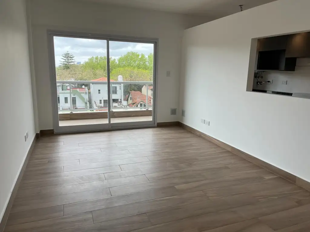 Av San Martin 2800 , Piso 4