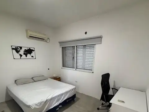 Casa en Alquiler Temporal con 2 cocheras