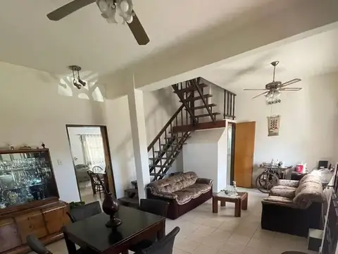 CASA EN BELLA VISTA