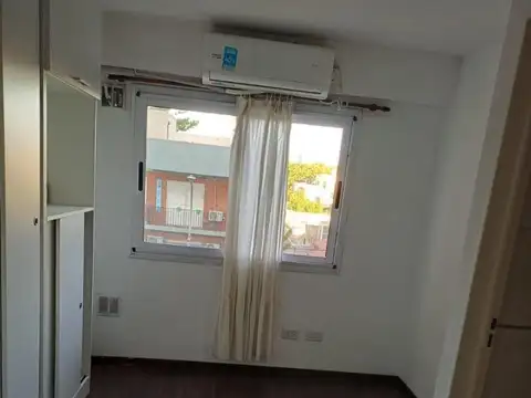 Alquiler Monoambiente con Pileta en Remedios de Escalada