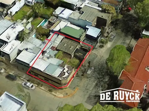 Lavalle esquina Solis