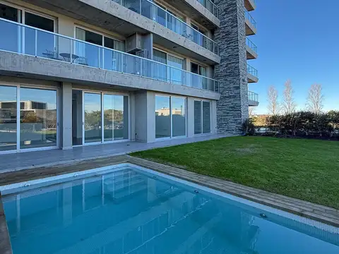 Venta departamento 3 ambientes  con jardin y piscina propia PB - Yoo Nordelta