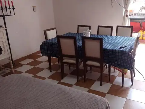 Depto Tipo Casa 2 ambientes con 1 baño