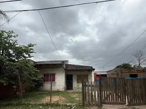 Casa 3 ambientes con 1 baño