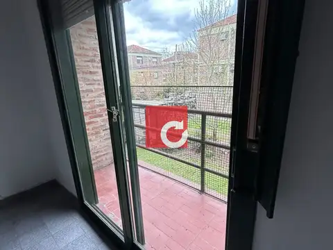 Departamento en Alquiler en Manuel B Gonnet, $ 570.000