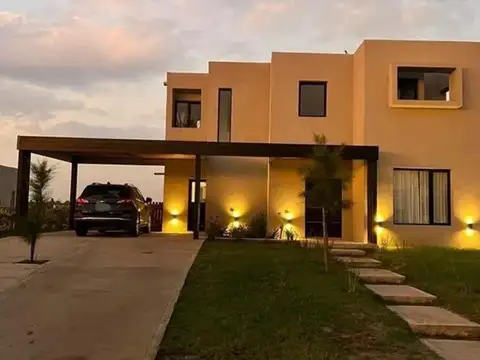 CASA A LA VENTA EN  EL NAUDIR