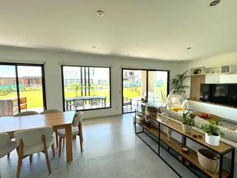 Casa en Venta de 4 dormitorios