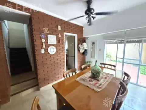 Casa 3 ambientes con 2 baños