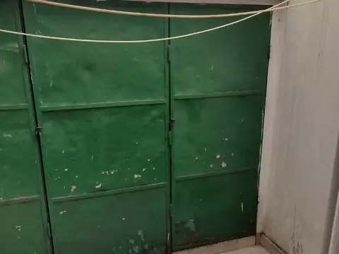 Venta de PH de 3 ambientes con patio  en Floresta