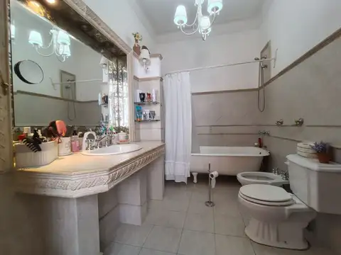 Depto Tipo Casa en Venta en Villa General Mitre, USD 199.000