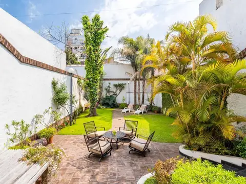 Casa 7 ambientes con 4 baños