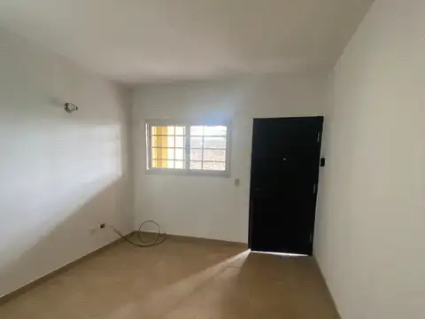 Departamento en Alquiler en San Miguel, $ 590.000