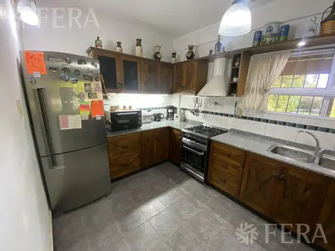 Venta casa quinta de 4 ambientes con piscina en Villa San Luis - Florencio Varela