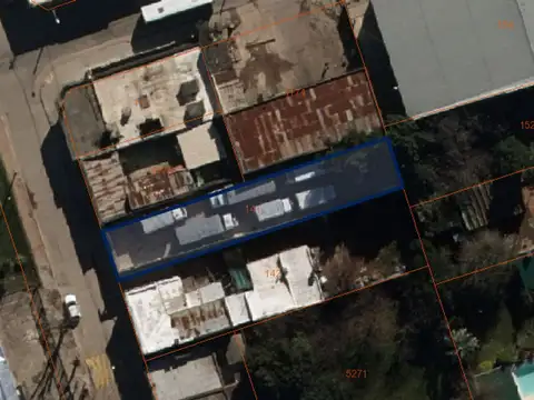 Venta de terreno en Pando de 322 m²