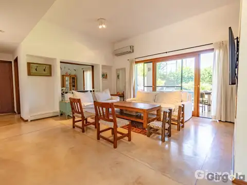 Casa en Alquiler en Pilar, USD 1.800