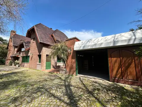 Del Ombu 1600
