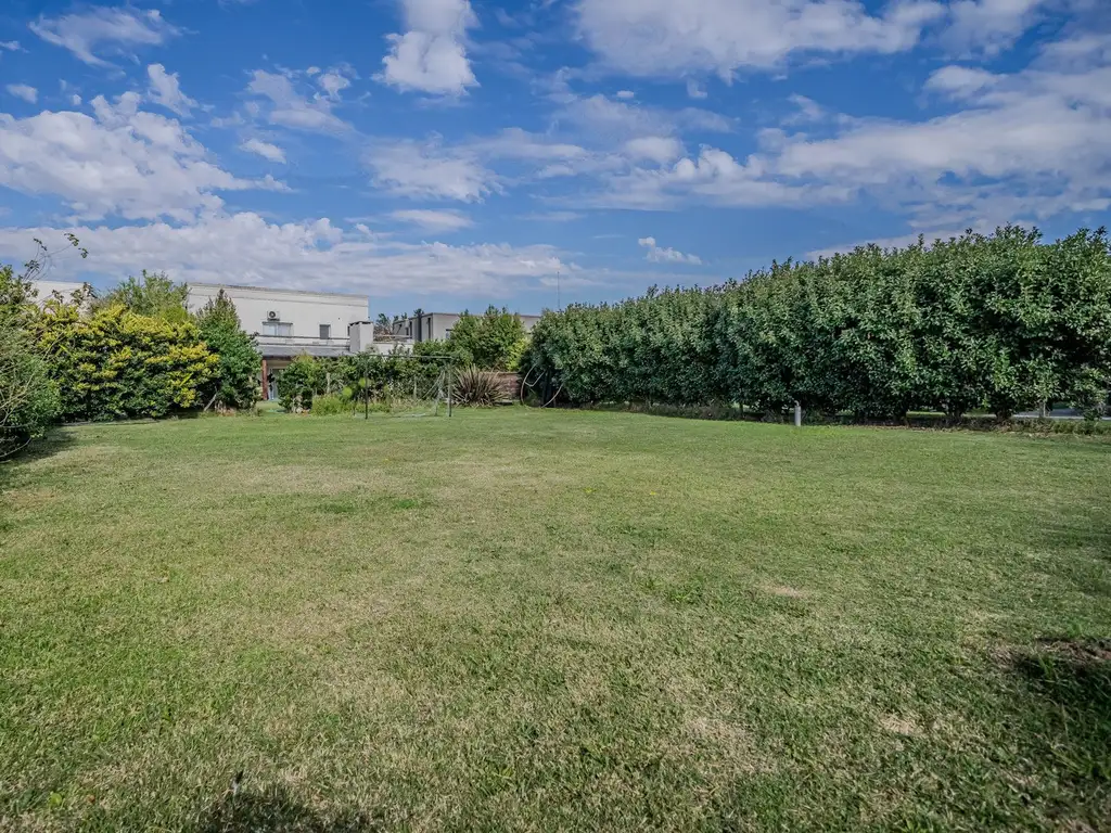 Terreno - Loteo | 616  m² Total