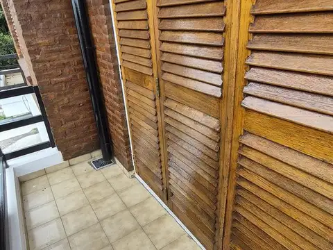 Departamento en Jose León Suarez