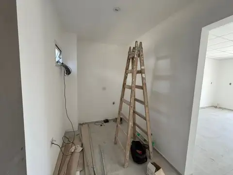 Avenida Juan Domingo Peron 200