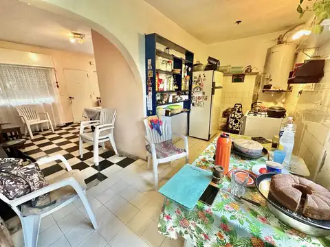 Casa 4 ambientes con 3 baños