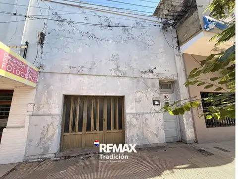 Casa 2 dorm. en venta – Sáenz Peña – Microcentro