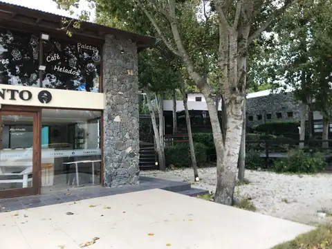 Av. P. del Este entre 33 y 34