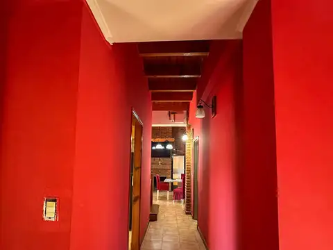Casa quinta de 6 ambientes en Monte Grande con PILETA CLIMATIZADA   APTO CRÉDITO  