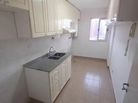 Departamento 4 ambientes con 2 baños
